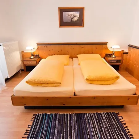 Hottentotten 3* Řezno